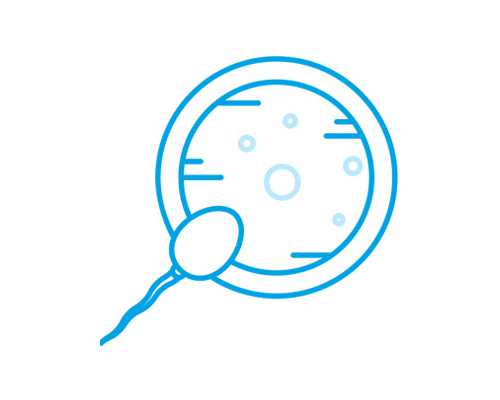 女子河边洗衣服，突然看到草丛“闪光”，扒开后大开眼界